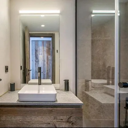 Apartment Esquinade 4 Bedrooms *